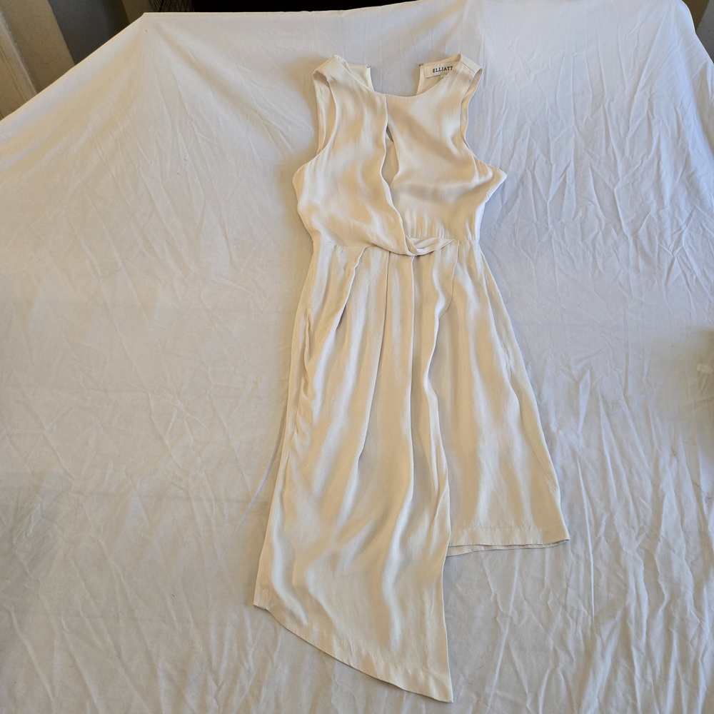 Elliatt | Ivory Sleeveless Asymmetrical Midi Dress | Size M